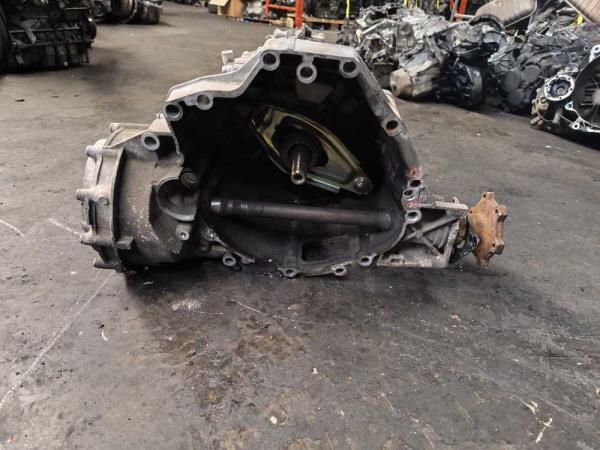 BOITE DE VITESSE MANUEL AUDI 1.8TFSI CODE: JJF - Vue 2